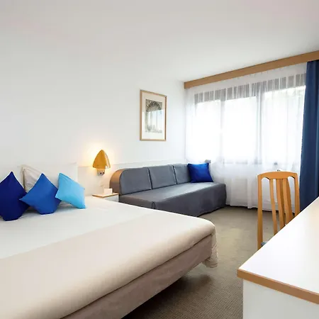 מלון Novotel Malta