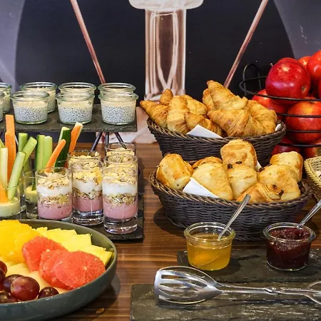 מלון Novotel Malta