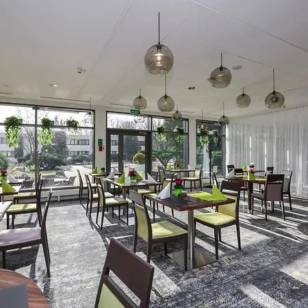 מלון Novotel Malta