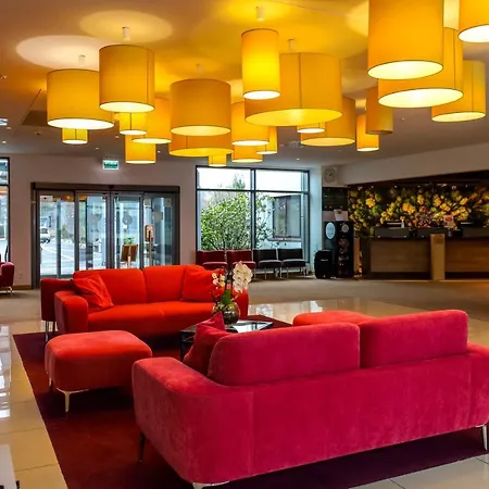 מלון Novotel Malta 3*