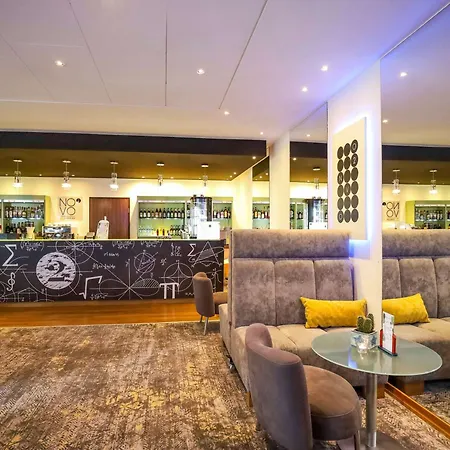 מלון Novotel Malta פוזנן