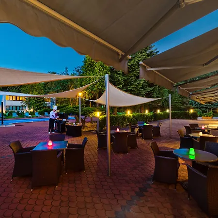 Готель Novotel Malta Познань