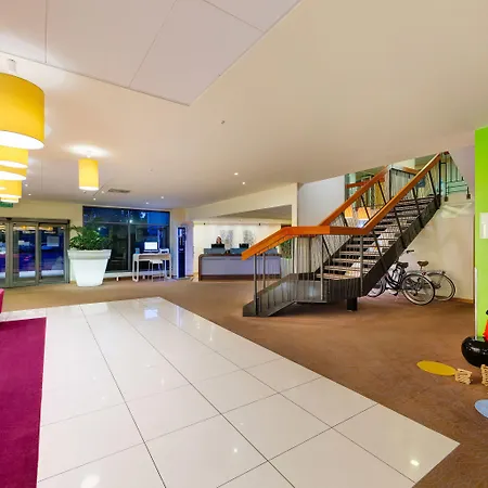 波兹南马耳他诺富特酒店