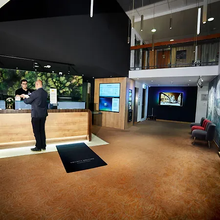 波兹南马耳他诺富特酒店 3*