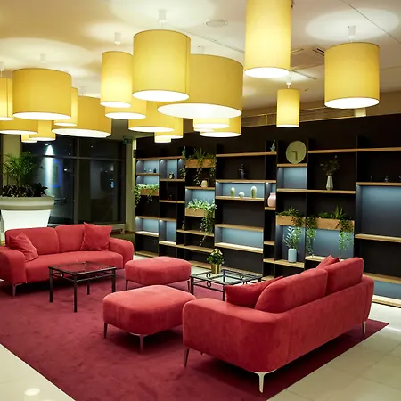 מלון Novotel Malta 3*