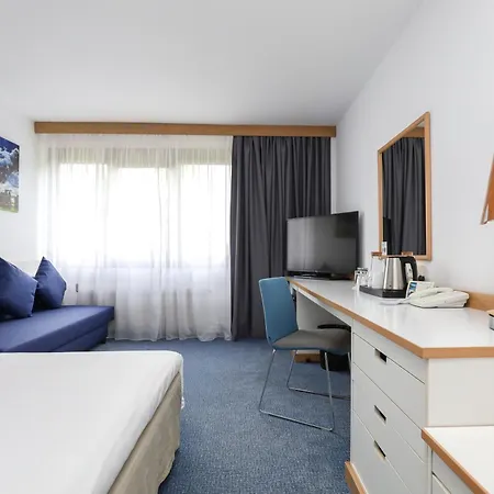 波兹南马耳他诺富特酒店 酒店