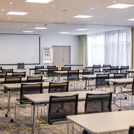 Otel Novotel Malta Poznan