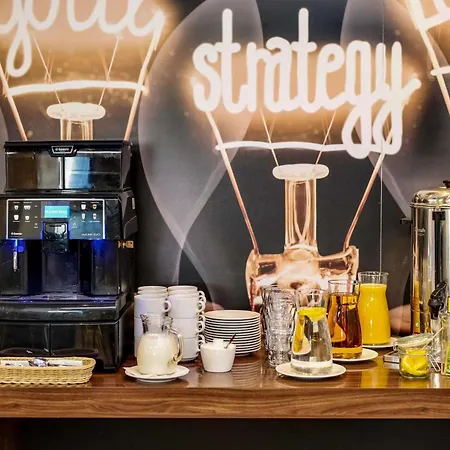 波兹南马耳他诺富特酒店 3* 波兹南