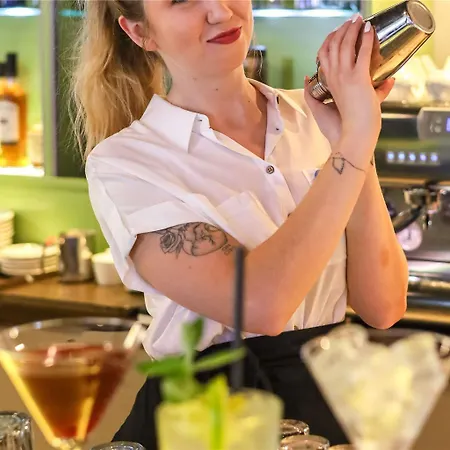 波兹南马耳他诺富特酒店