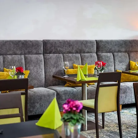 Novotel Malta Ξενοδοχείο Πόζναν