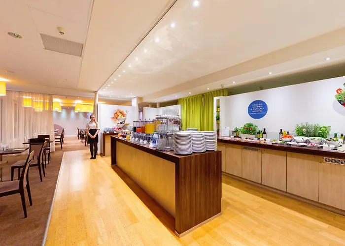 מלון Novotel Malta