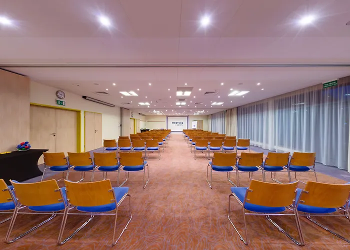 Novotel Malta 3* Познань