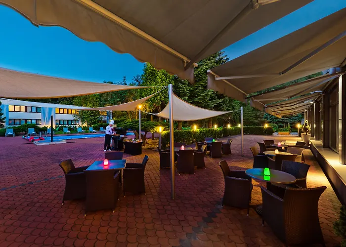 Отель Novotel Malta Познань