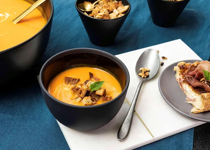 波兹南马耳他诺富特酒店 酒店