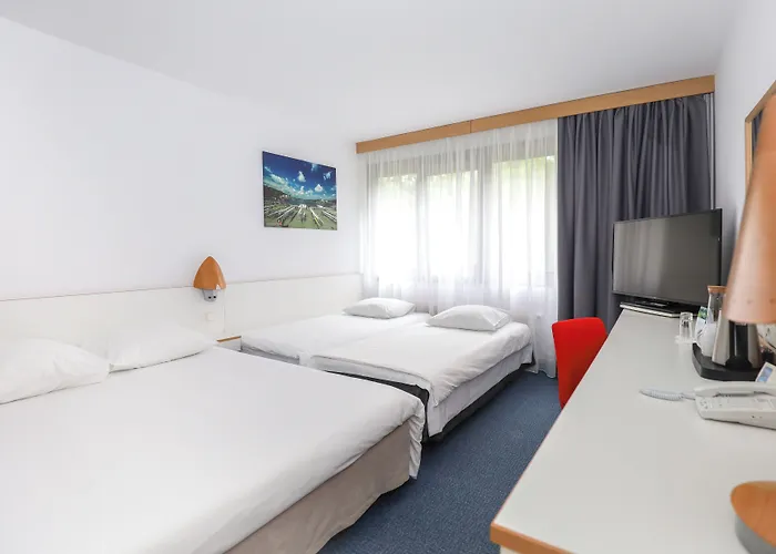 Отель Novotel Malta 3*