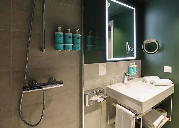 מלון Novotel Malta