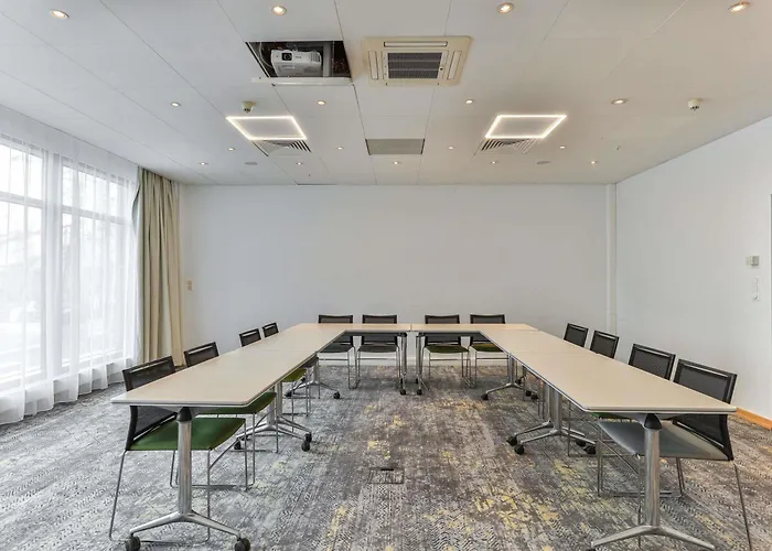 מלון Novotel Malta פוזנן